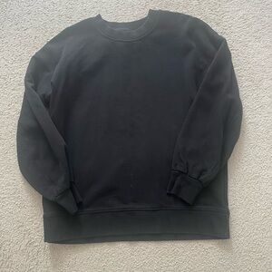 Perfectly oversized crewneck